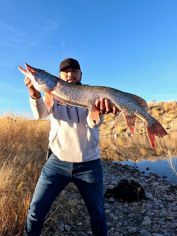 Northwest - Cochiti Lake - Cristian Pena