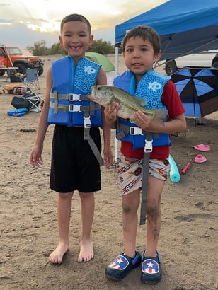 Southwest - Elephant Butte Lake - Mateo And Antonio